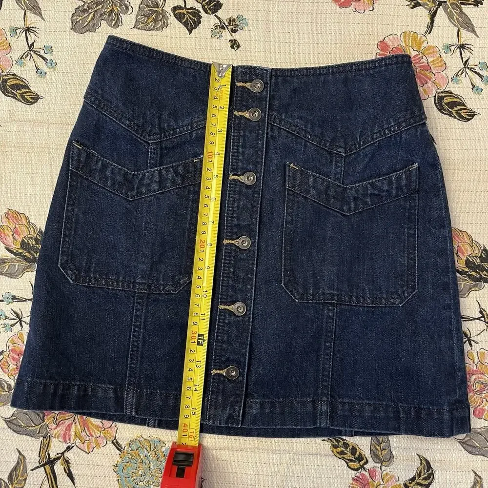 Free People Mini Skirt 2 Blue Denim Button Front 100% Cotton Dark Wash Pockets